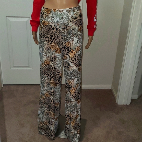 Rancho Estancia M floral cheetah print soft slinky jersey knit flare trousers - Picture 1 of 7